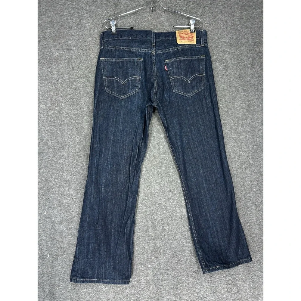 Levis levi 527